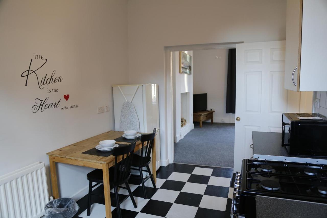 Cosy Ground Floor Apartment Close To Everything, Minutes Walk From The Rvi, City Centre & Parks Newcastle upon Tyne Buitenkant foto